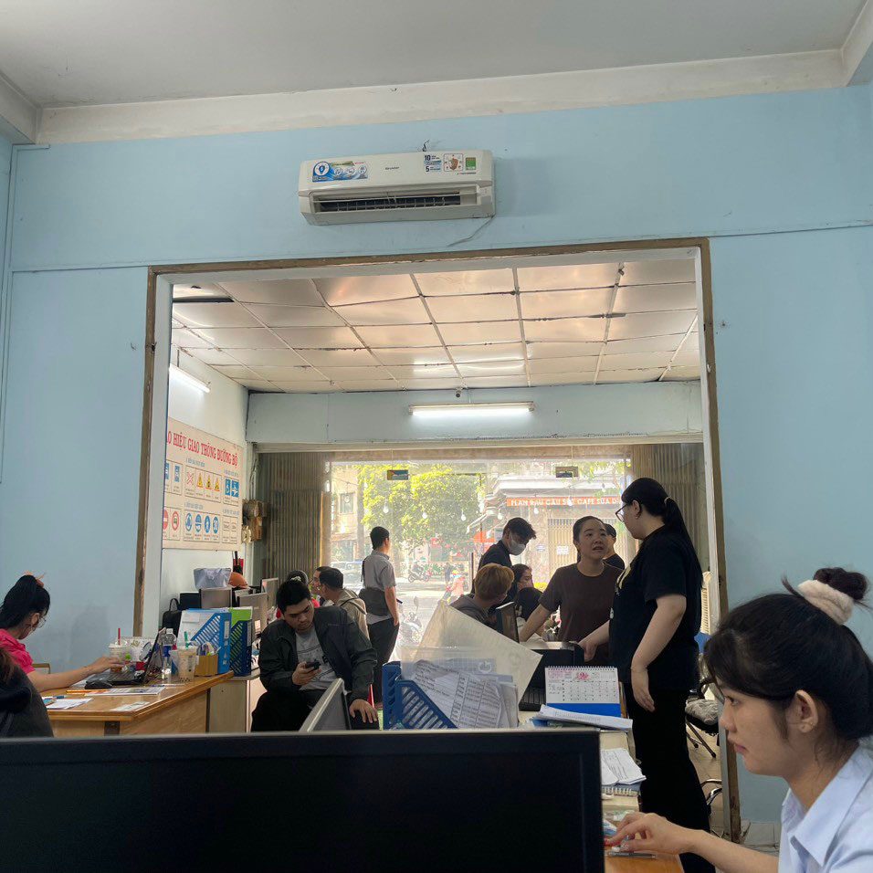 trường dạy lái xe sài gòn tourist